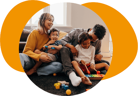 famille jeune couple et enfants